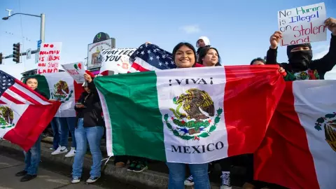 Illegals waved Mexican flags