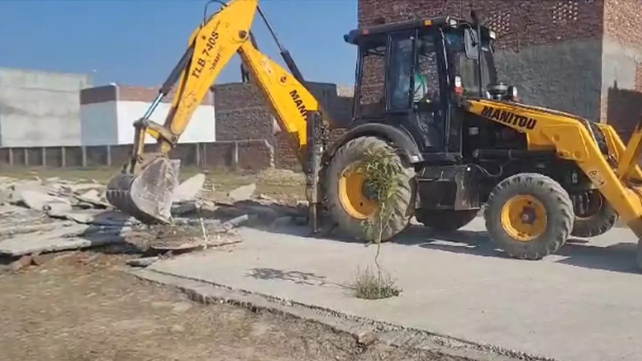 Muzaffarnagar Development Authority bulldozes action on illegal colonies