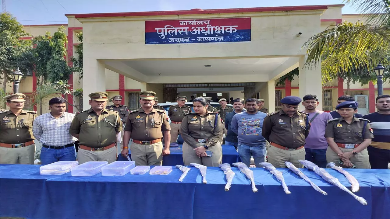 Kasganj News, Crime News, UP Police, Illegal Weapons, Kasganj News, Kasganj News Today, Kasganj News in Hindi, Kasganj Latest News, Kasganj Samachar, Kasganj Ki Taza Khabar, Kasganj Samachar in Hindi, Kasganj Crime, Kasganj Police, Kasganj Latest News in Hindi, Newstrack Samachar, Kasganj ki Aaj Ki Taaza Khabar