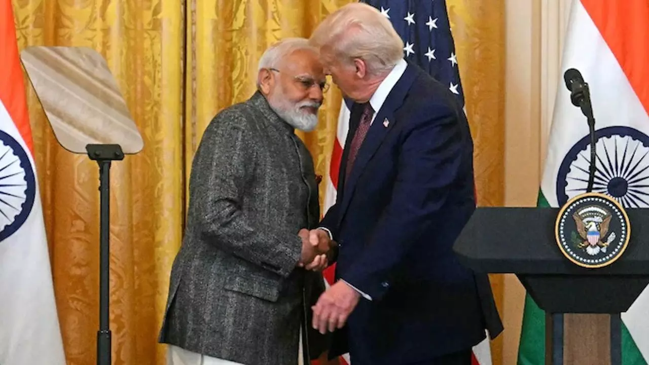 Modi-Trump Meet: पीएम मोदी के अमेरिकी दौरे पर भड़का पाकिस्तान, साझा बयान और फाइटर जेट के ऑफर पर लगी मिर्ची