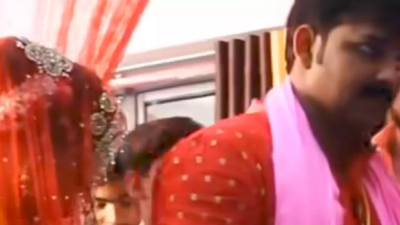 Pawan Singh Wife Jyoti Singh Wedding Video