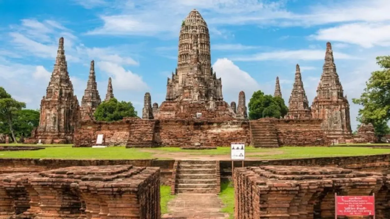 Ayutthaya Ki Kahani: इस विदेशी धरती पर भी मौजूद है एक अयोध्या, गरुड़ हैं जहां का राष्ट्रीय चिन्ह