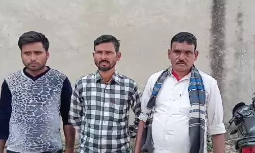 Bahraich News: सड़क किनारे खड़ी बाइक को दूसरे बाइक ने मारी टक्कर, एक की मौत