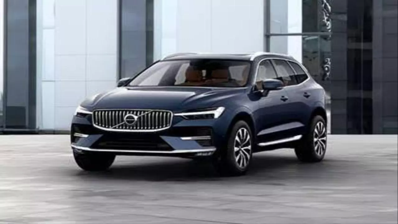 Volvo XC60 Facelift 2026: धांसू लुक के साथ आ रही ये गाड़ी, जाने कीमत, फीचर्स