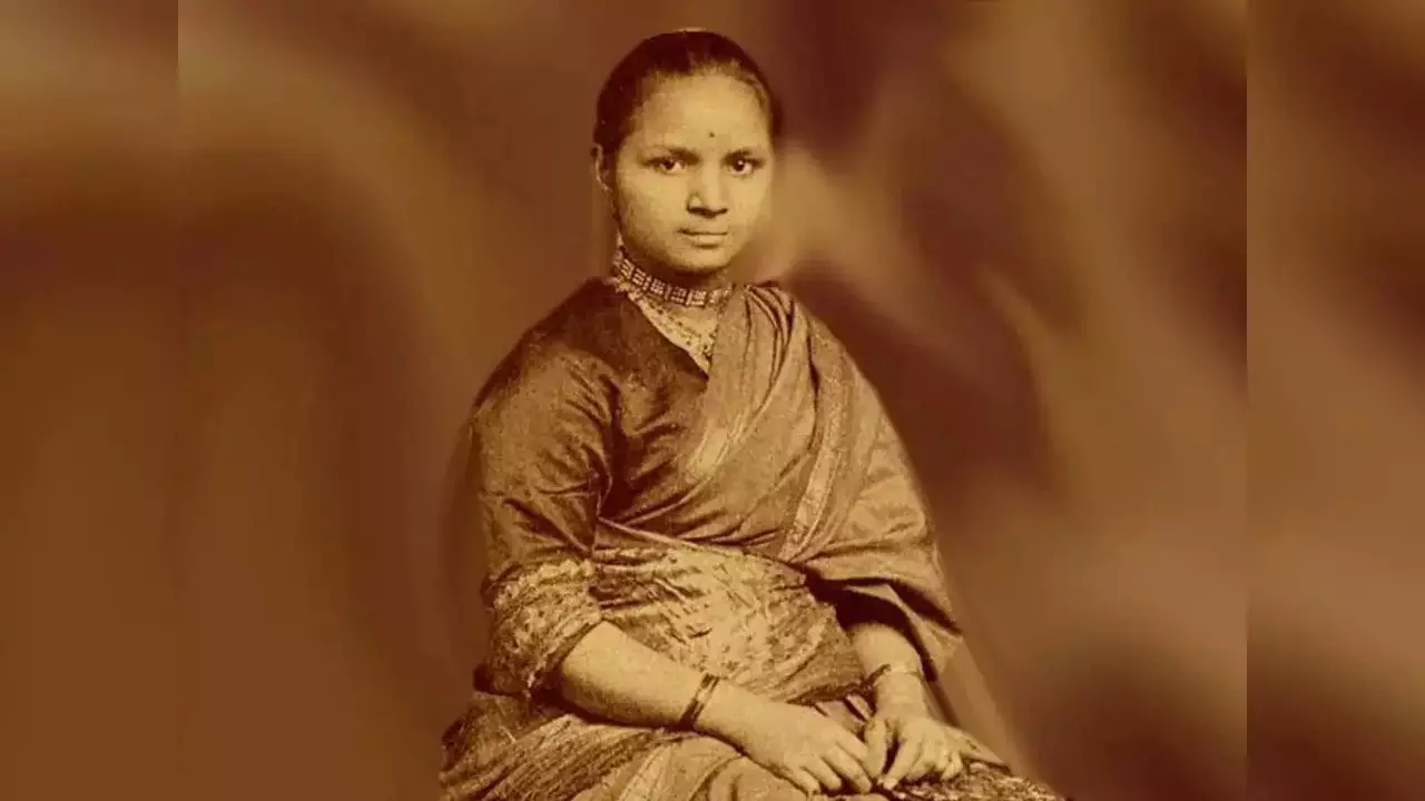 India’s First Female Doctor: ये थीं भारत की पहली महिला डॉक्टर, जानिए कैसे उस समय हासिल किया था ये मुकाम