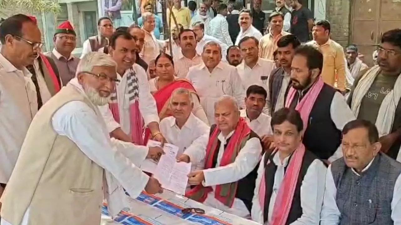 Samajwadi Party inaugurates Public Relations Office in Chitransh Nagar on Saturday