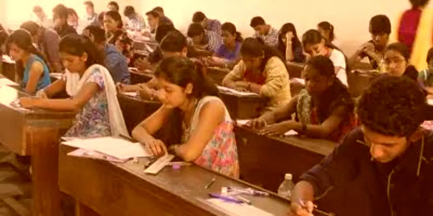 CUET Exam: CUET परीक्षा के लिए आवेदन हुए जारी, जानें क्या है योग्यता