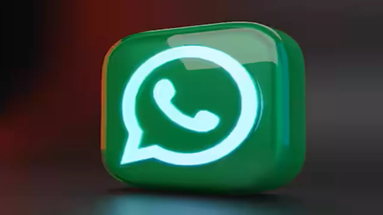 Whatsapp News Status Features