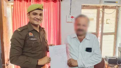 Gonda News: साइबर सेल ने पीड़ितों की फ्राॅड गयी 90 हजार रूपये कराए वापस, पीड़ितों ने किया धन्यवाद Gonda News: साइबर सेल ने पीड़ितों की फ्राॅड गयी 90 हजार रूपये कराए वापस, पीड़ितों ने किया धन्यवाद