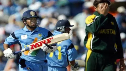 Cricketers and their superstitions: क्रिकेट के इतिहास का सबसे बड़ा अंधविश्वास, खिलाड़ियों के टोने-टोटके Cricketers and their superstitions: क्रिकेट के इतिहास का सबसे बड़ा अंधविश्वास, खिलाड़ियों के टोने-टोटके