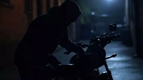 Bike Chori Hone Par Claim Kaise Karen