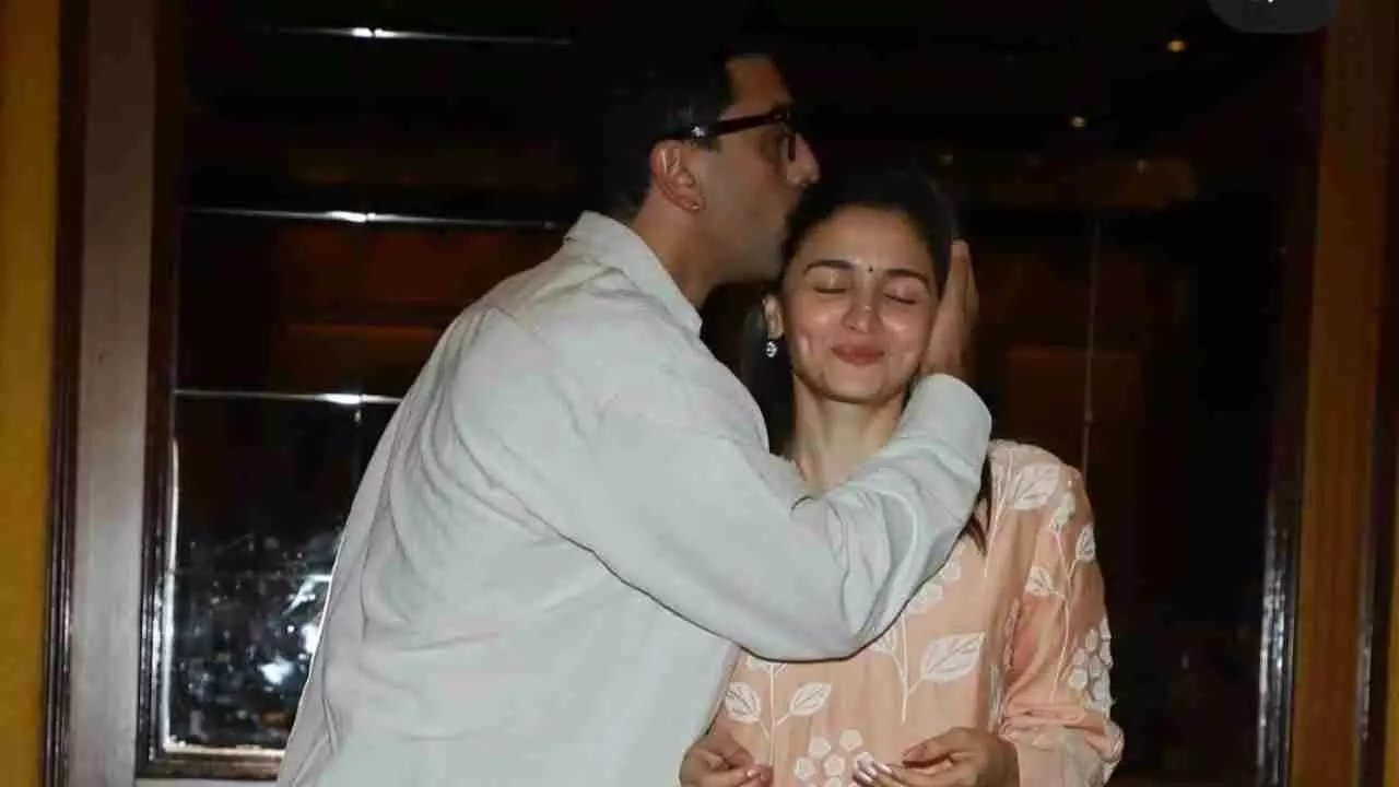 Alia Bhatt Birthday Celebration Video