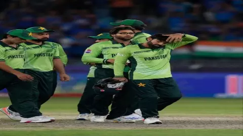 Champions Trophy के बाद बड़ी पाकिस्तान टीम की परेशानी, प्लेयर्स की मैच फीस में कटौती, 5 स्टार होटल की सुविधा नहीं, कंगाली जैसे हालत