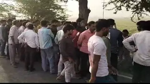 Mainpuri News: युवक का पेड़ पर लटका मिला शव, 3 महीने पहले हुई थी शादी Mainpuri News: युवक का पेड़ पर लटका मिला शव, 3 महीने पहले हुई थी शादी