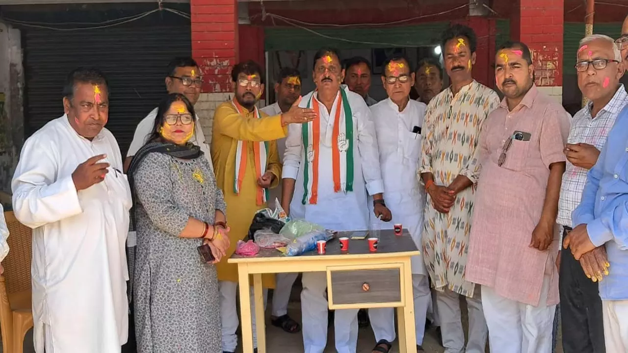 Congress Office Congressmen organize Holi Milan program