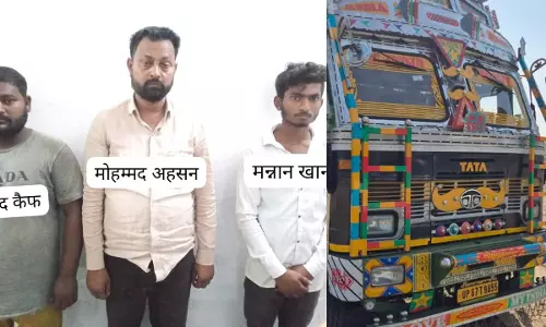 UP News: मादक पदार्थ की बड़ी खेप के साथ यूपी STF के हत्थे चढ़े 3 तस्कर, एक ट्रक के साथ 45 लाख का गांजा बरामद