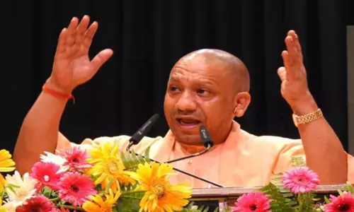 Balrampur News: सीएम योगी का दो दिवसीय दौरा कल, हेलीकॉप्टर से देवीपाटन मंदिर मेला का जायजा