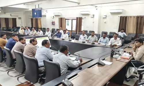 CDO Reviews Works of Har Ghar Nal Scheme, BDO Meets Explain Reason Notice