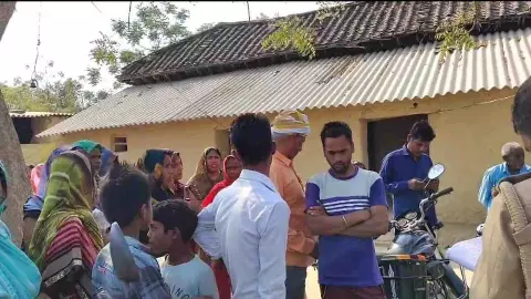 Pratapgarh News: धर्मांतरण के बड़े खेल का भंडाफोड़, पुलिस टीम ने तीनों आरोपियों को किया गिरफ्तार