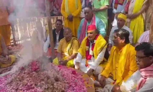 Kannauj News: कन्नौज महायज्ञ में पहुंचे अखिलेश यादव, सरकार पर कई जुबानी हमले बोले