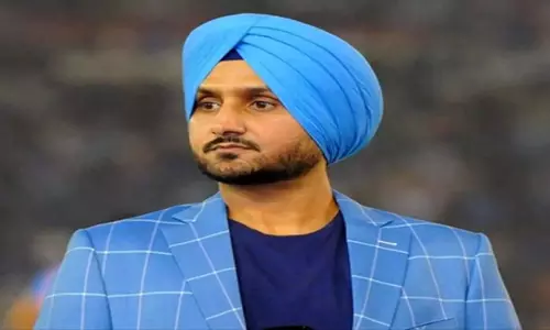 Hindi Commentary-Harbhajan Singh: हिंदी कमेंट्री को लेकर बवाल, हरभजन सिंह ने फैंस को दिया जवाब