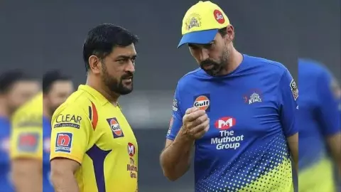 Dhoni Batting Position: आखिर धोनी क्यों नहीं आ सकते बैटिंग ऑर्डर में ऊपर? Stephen Fleming का खुलासा