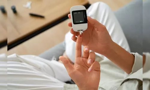 Tips To Maintain Blood Sugar Level: इन 7 चीजों का रखेंगे ध्यान तो कभी नहीं बढ़ेगा शुगर, डायबिटीज मरीजों के लिए भी प्रभावी