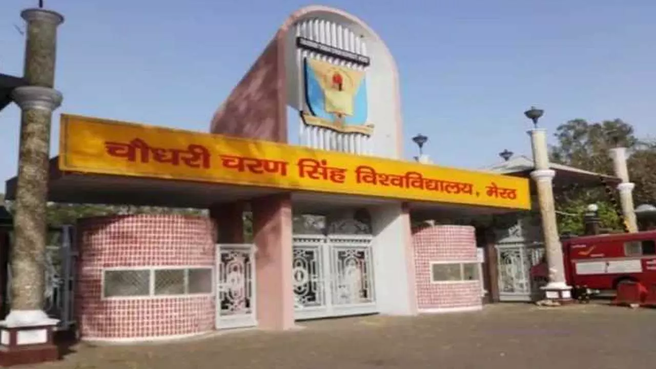 Offensive questions asked on RSS in political science paper, university administration asked teacher lifetime dibar
