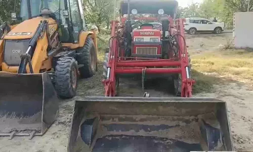 SDM  big action On illegal mining 7 vehicles were seized in Auraiya