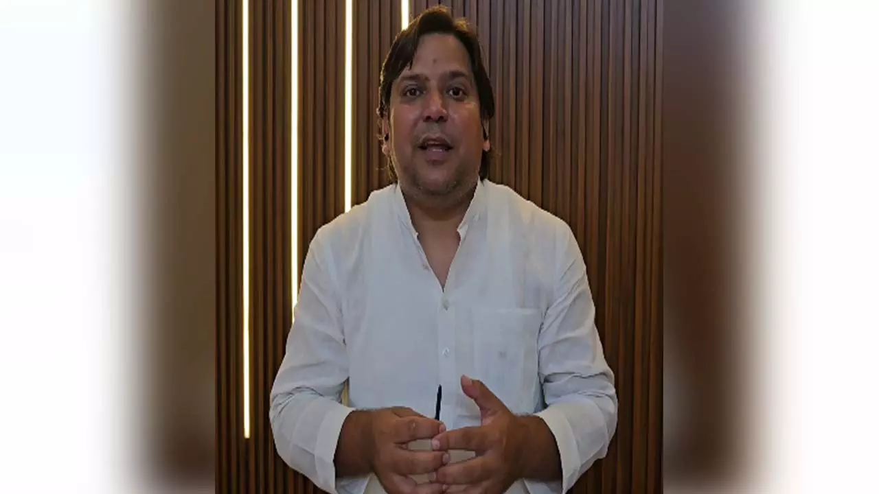 Meerut News: मेरठ में हाई-फाई जुआ रैकेट का भंडाफोड़, आप ने बोला भाजपा पर हमला, कहा- दिन में राम नाम जपते हैं, रात में जुआ चलाते हैं