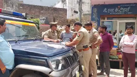50 thousand rupees looted From accountant of businessman Crime News in Hindi