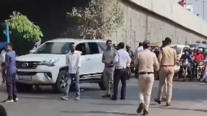 Delhi: राष्ट्रीय राजधानी में अधाधुंध फायरिंग! प्रॉपर्टी डीलर को गोलियों से भूना