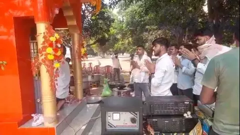 Sant Kabir Nagar News: अटूट भक्ति और अपार शक्ति के स्तंभ हनुमान जी का धूमधाम से मना जन्मोत्सव