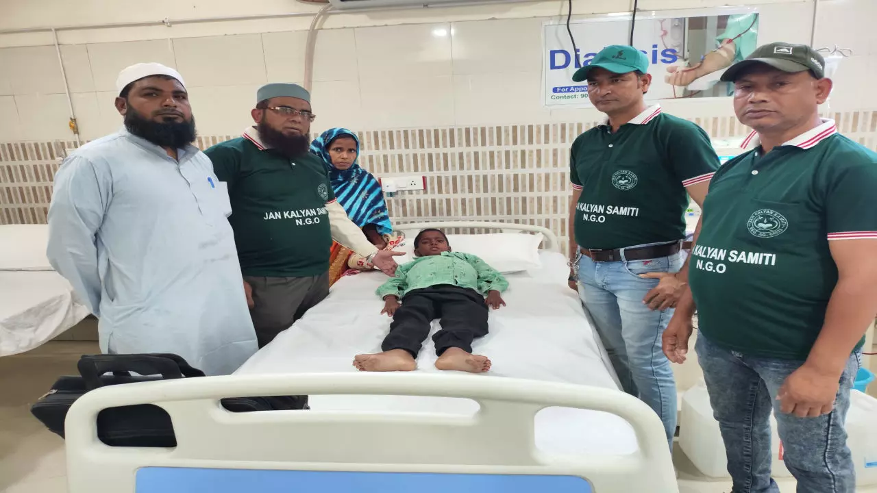Aligarh News: जन कल्याण समिति ने 8 वर्षीय देवदास के उपचार के लिए बढ़ाया हाथ