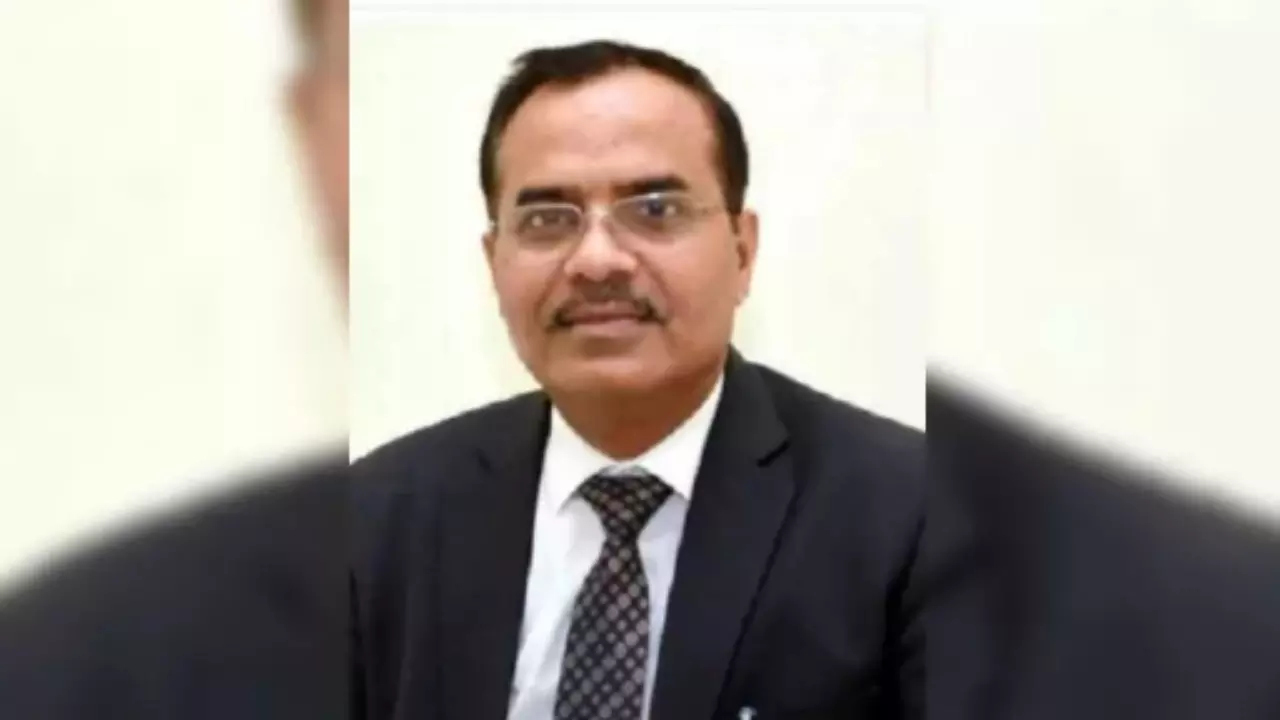 IAS Shubhrant Kumar Shukla