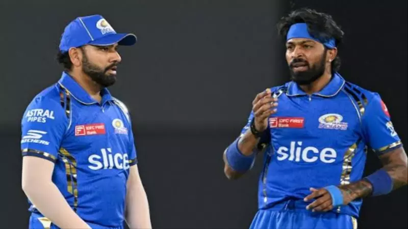 Hardik Pandya vs Rohit Sharma: मुंबई इंडियंस में कुछ नहीं है ठीक? हार्दिक-रोहित में दूरी Hardik Pandya vs Rohit Sharma: मुंबई इंडियंस में कुछ नहीं है ठीक? हार्दिक-रोहित में दूरी