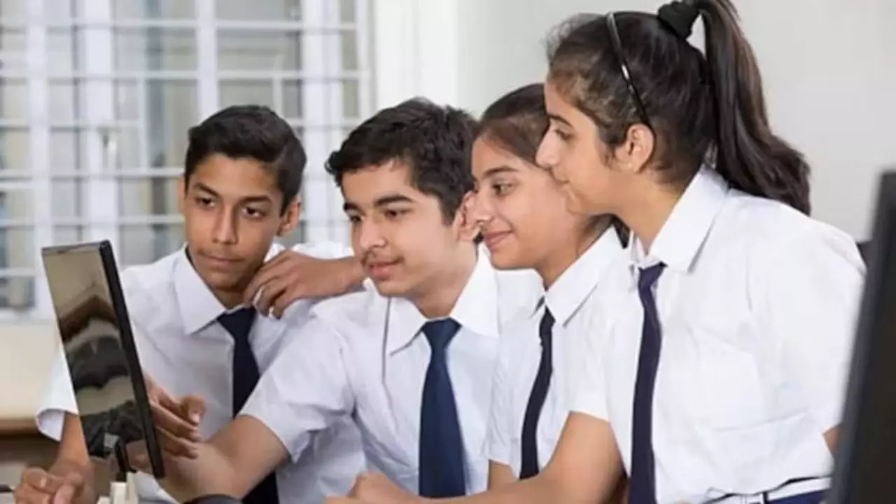 Uttarakhand Board Result Out of class 10th and 12th check here topper name