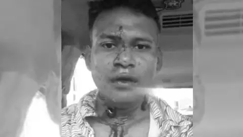 Bengaluru News Air Force officer video viral attacked on road by biker misbehaved with wife