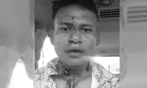 Bengaluru News Air Force officer video viral attacked on road by biker misbehaved with wife