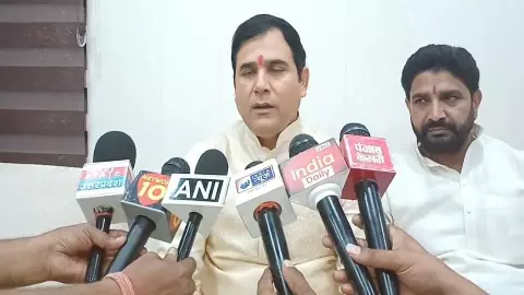 Baghpat News: рдЧрд░рдЬ рдЙрдареЗ рд╡рд┐рдзрд╛рдпрдХ рдирдВрдж рдХрд┐рд╢реЛрд░ рдЧреБрд░реНрдЬрд░, рд╡рдХреНрдл рд╕рдВрдкрддреНрддрд┐рдпреЛрдВ рдФрд░ рдореБрд╕реНрд▓рд┐рдо рддреБрд╖реНрдЯреАрдХрд░рдг рдкрд░ рдмреЛрд▓реЗ рддреАрдЦреЗ рдмреЛрд▓ Baghpat News: рдЧрд░рдЬ рдЙрдареЗ рд╡рд┐рдзрд╛рдпрдХ рдирдВрдж рдХрд┐рд╢реЛрд░ рдЧреБрд░реНрдЬрд░, рд╡рдХреНрдл рд╕рдВрдкрддреНрддрд┐рдпреЛрдВ рдФрд░ рдореБрд╕реНрд▓рд┐рдо рддреБрд╖реНрдЯреАрдХрд░рдг рдкрд░ рдмреЛрд▓реЗ рддреАрдЦреЗ рдмреЛрд▓