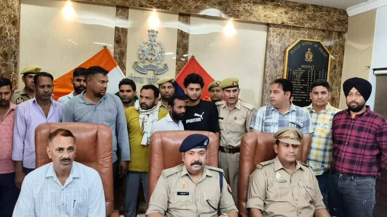 Meerut News: मेरठ पुलिस का बड़ा खुलासा: जहरीली शराब बनाने वाले गिरोह के 08 सदस्य गिरफ्तार