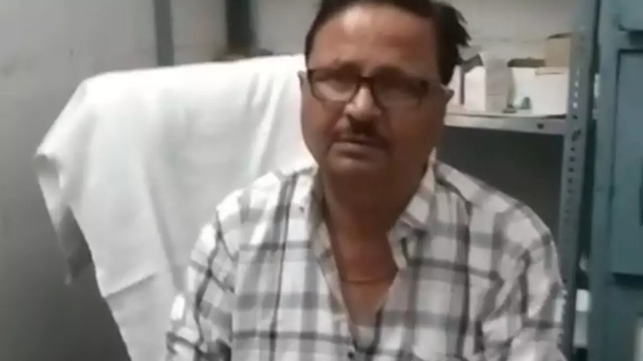 Kanpur Dehat News: राजपुर में दर्दनाक हादसा, दीवार तोड़ते समय मलबे में दबा मजदूर, इलाज के दौरान मौत