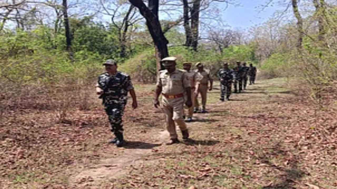Pahalgam terrorist attack, vigilance increased on the Indo-Nepal border, anger among lawyers, memorandum submitted to DM