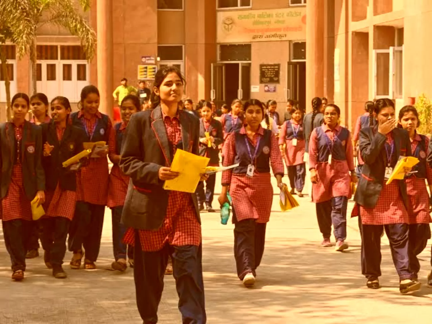 UP Board Result 2025: यूपी board दसवीं और बाहरवी का परीक्षा परिणाम आ सकता है. जल्द, जानें अन्य डिटेल