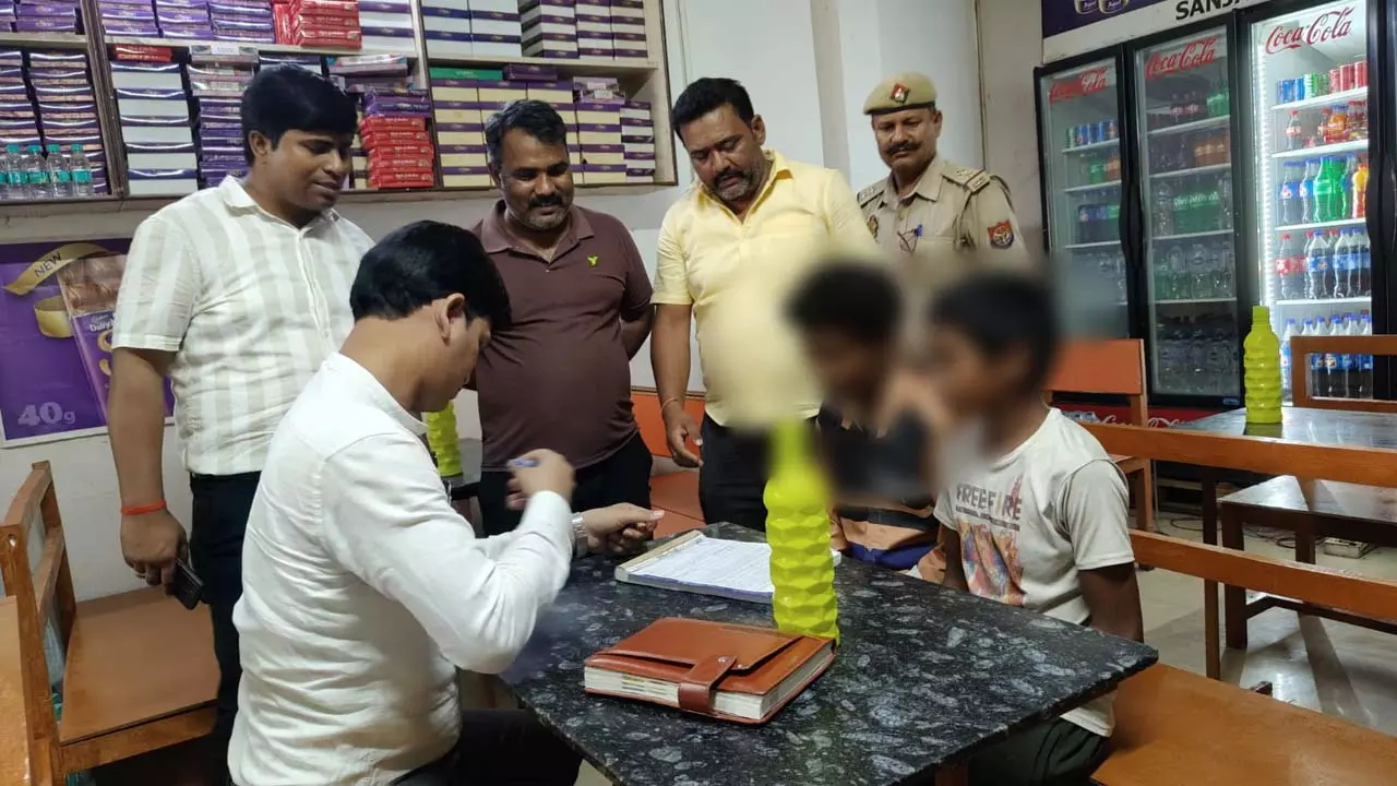 Joint team of police station AHT and labor department raided various establishments, 10 child laborers freed