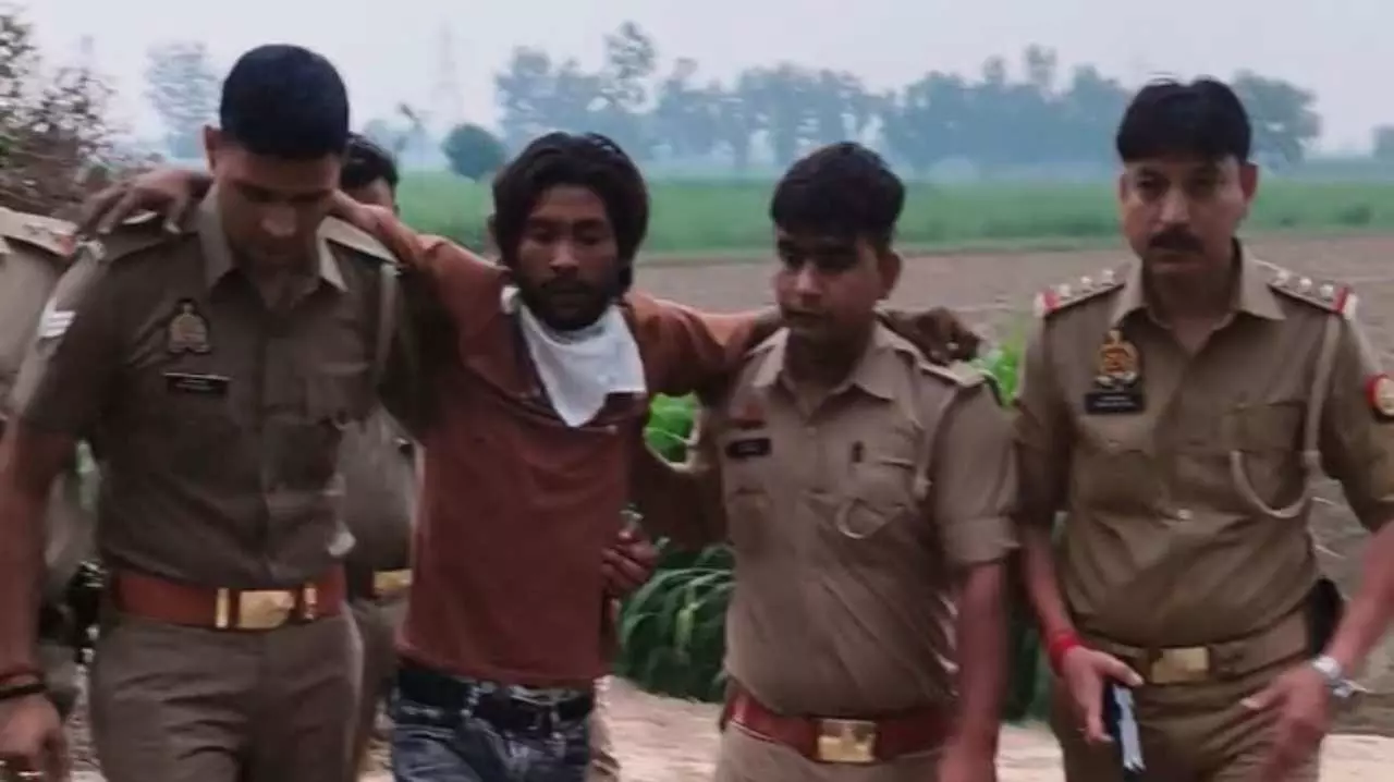 Meerut News: पुलिस पर फायरिंग कर भागना चाहता था हाईटेंशन तार लूटकांड का शातिर, मुठभेड़ में गोली खाकर चित!