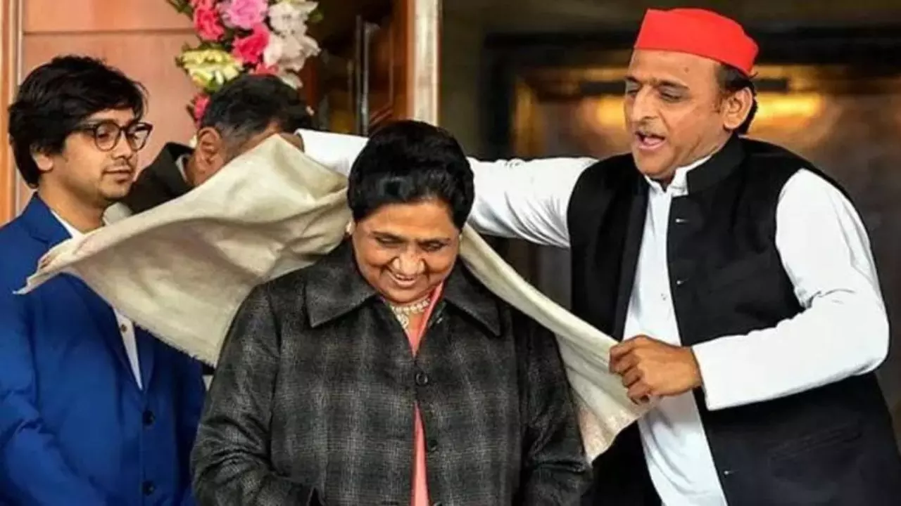 Akhilesh Yadav with Mayawati
