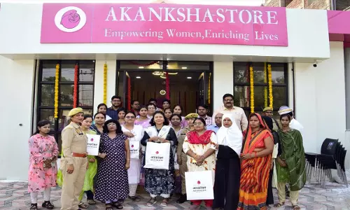 DM Durga Shakti Nagpal said- Akanksha Store to become a center of innovation and women empowerment