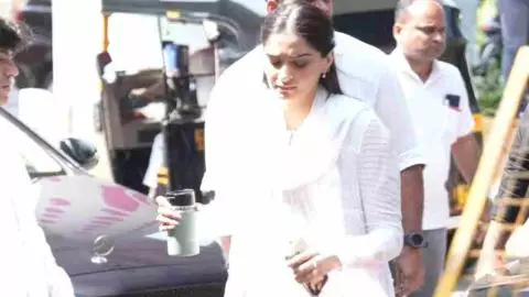 Sonam Kapoor Video