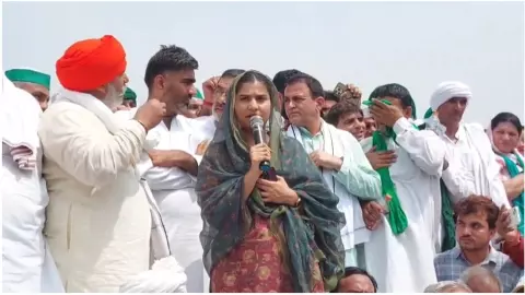 Muzaffarnagar News: पगड़ी छिनने वालों से कह दो...: टिकैत के समर्थन में उमड़ा जनसैलाब, नेताओं ने बोला हमला
